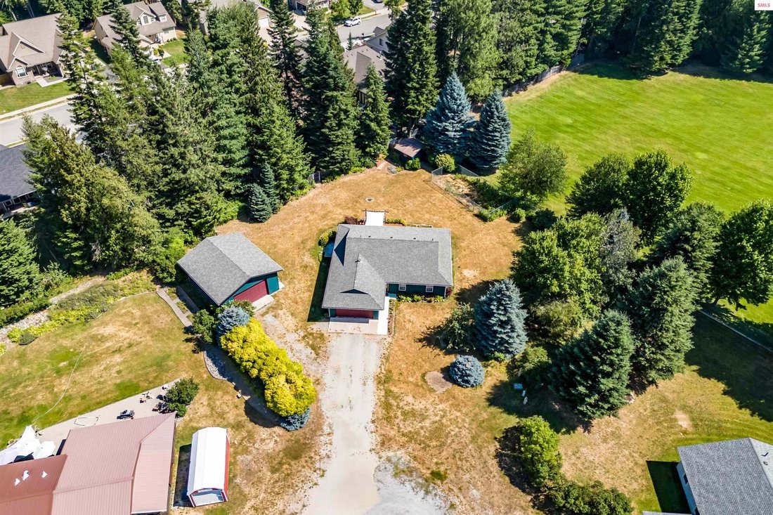 House in Sandpoint, Idaho, United States 2 - 18606071