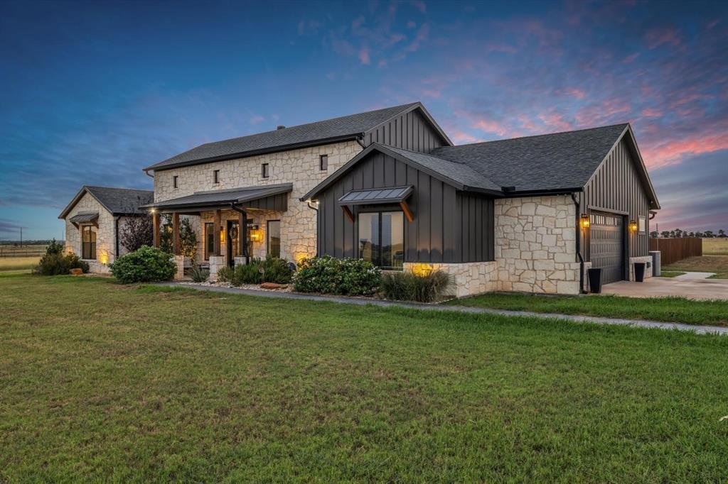 House in Crawford, Texas, United States 1 - 15025013