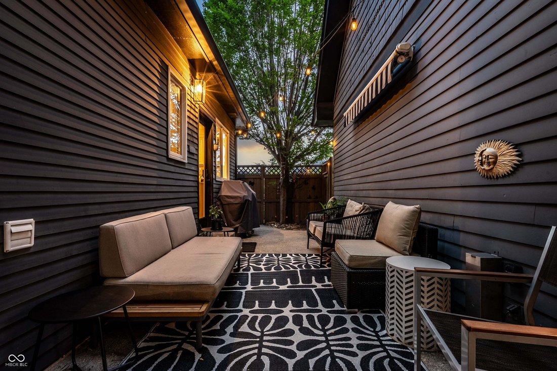 House in Indianapolis, Indiana, United States 3 - 18609088