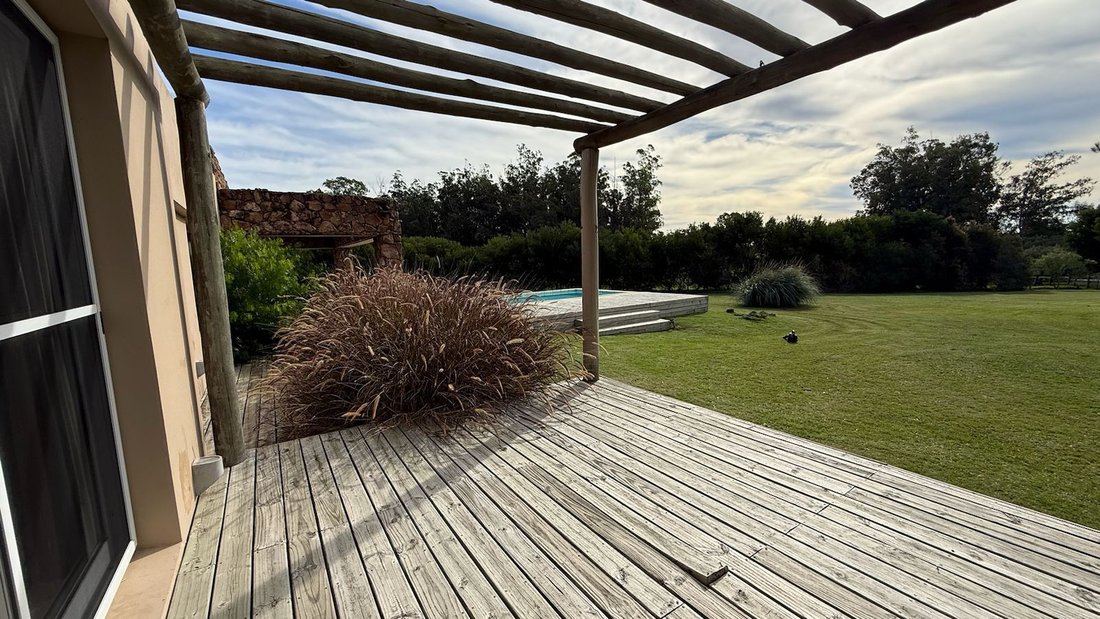 Casa a Laguna Blanca, Dipartimento di Maldonado, Uruguay 2 - 18610471