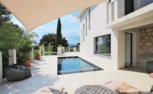 House in Maurice Jeanpierre, Le Cannet, France 1