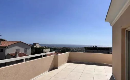 Apartment in Maurice Jeanpierre, Le Cannet, France 1