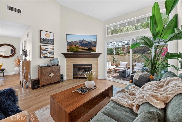 Townhouse in Aliso Viejo, California, United States 2 - 18433064