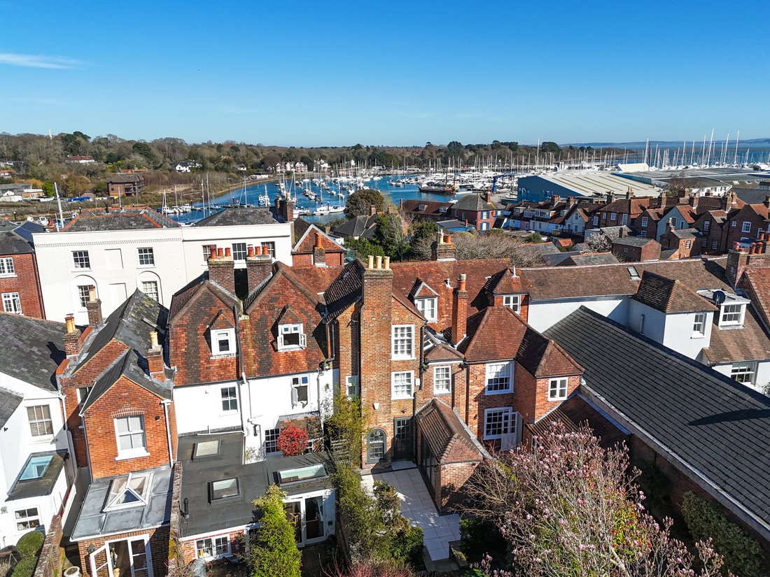 Casa a Lymington, Inghilterra 1 - 18620174