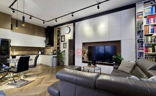 Appartement à Thiers, Le Raincy, France 1