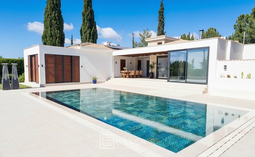 Villa in Kouklia, Paphos, Cyprus 1