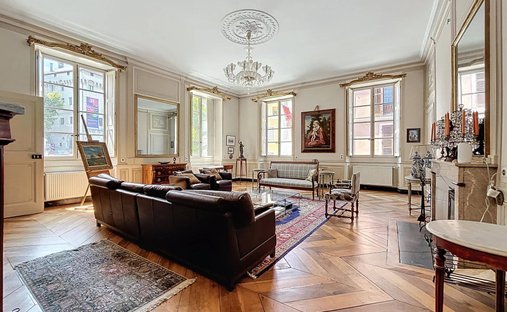 Apartment in Chambery, Auvergne-Rhône-Alpes, France 1