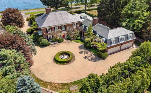 House in Grosse Pointe Shores, Michigan, United States 1