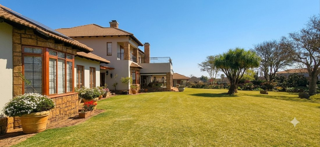 House in Equestria, Gauteng, South Africa 5 - 18620241