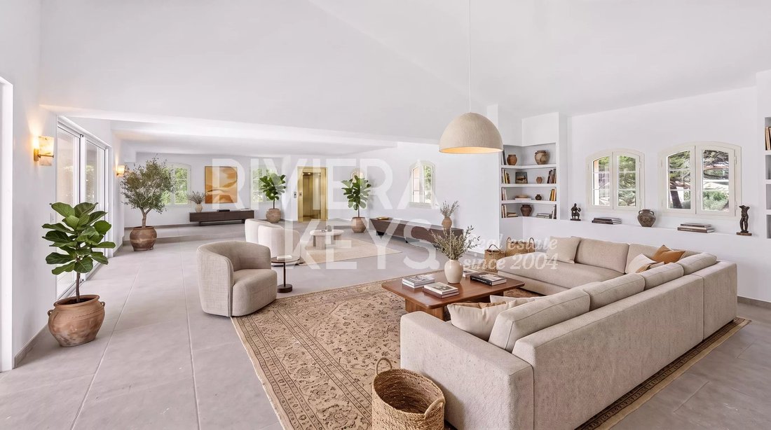 Villa in Basse Suane-Les Virgiles, Sainte-Maxime, France 3 - 18617883