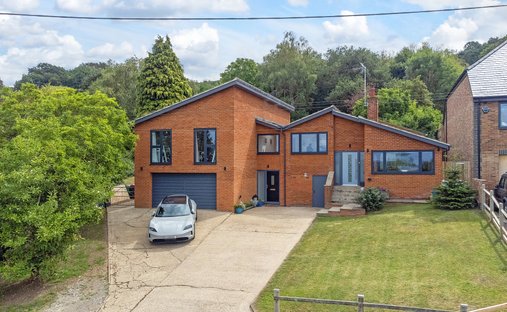 House in Bow Brickhill, England 1