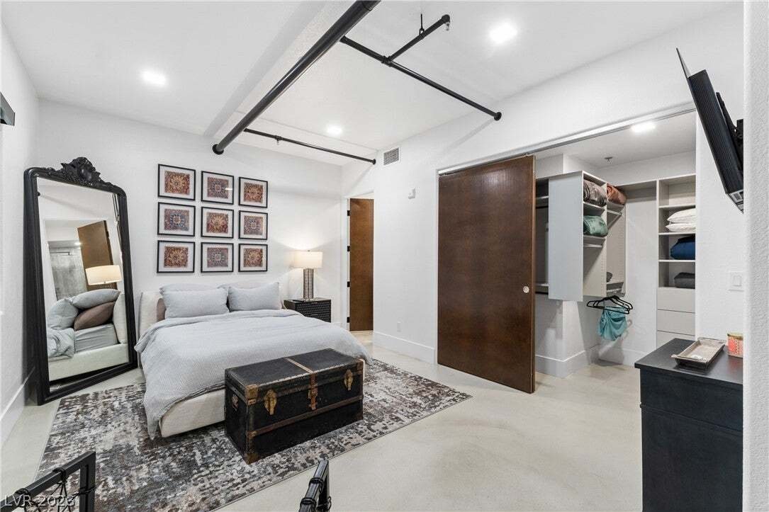 Condo in Las Vegas, Nevada, United States 5 - 18618502