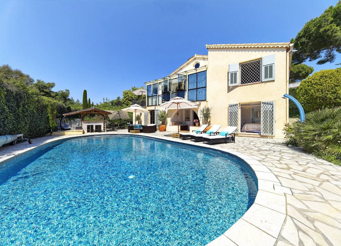 Villa in French Riviera, Provence-Alpes-Côte d'Azur, France 3 - 17553186