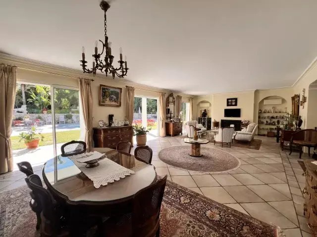House in Mougins, Provence-Alpes-Côte d'Azur, France 4 - 15675693