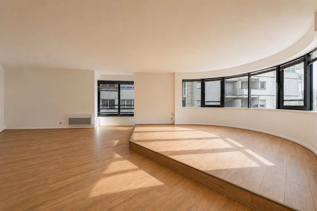 Apartment in Citroën-Boucicaut, Paris 15e Arrondissement, Paris 2 - 18617982