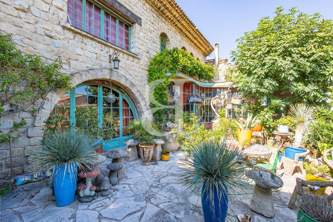 Country House in Nevons-route d'Apt, L'Isle-sur-la-Sorgue, France 4 - 18619921