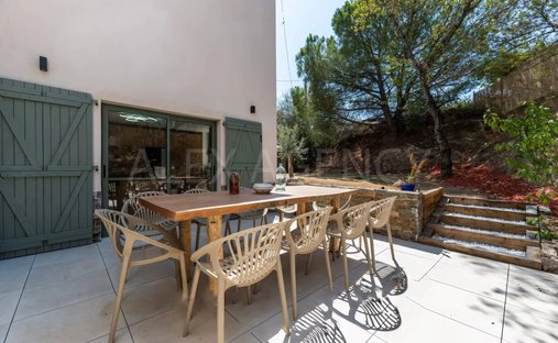 Villa in Nartelle-Noyer-Bellevue-bd des Sardinaux, Sainte-Maxime, France 1