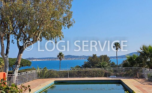 House in Grimaud, Provence-Alpes-Côte d'Azur, France 1