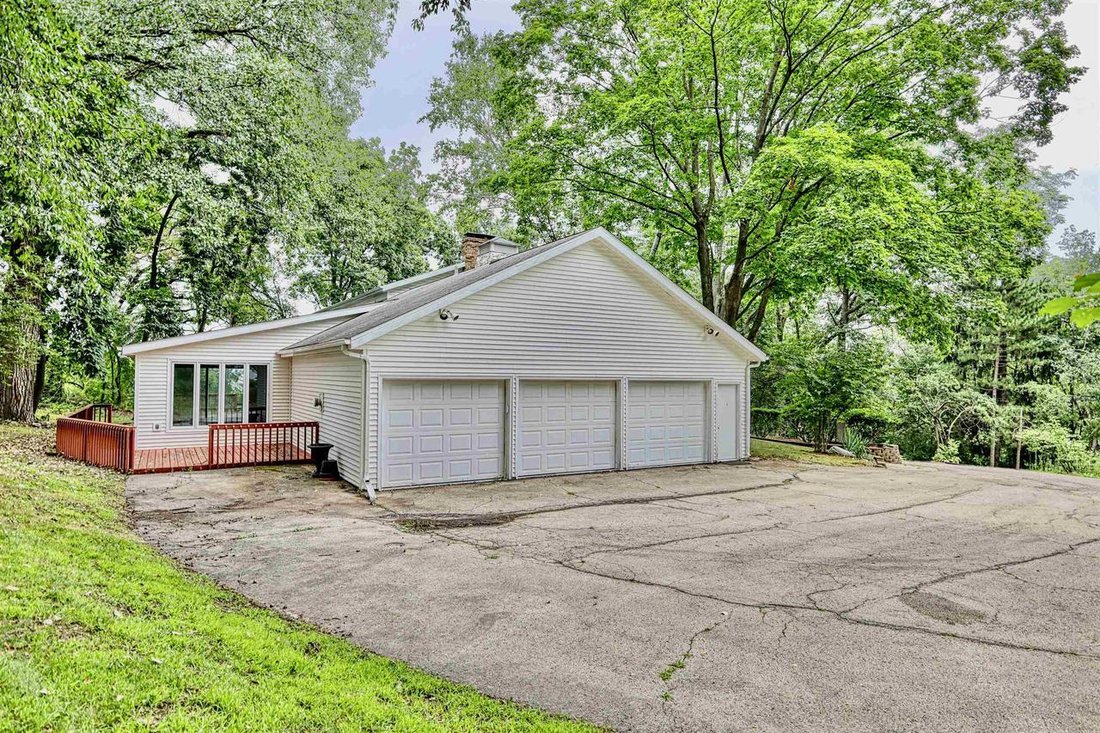 House in Fitchburg, Wisconsin, United States 3 - 18620155