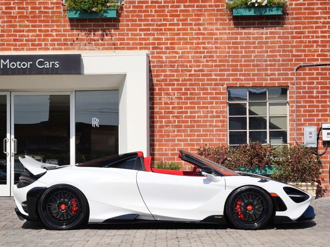 Cabriolet in Beverly Hills, CA, United States 3 - 18619118