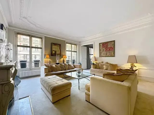 Wohnung in Saint Philippe du Roule, Paris 8e Arrondissement, Paris 3 - 16469713