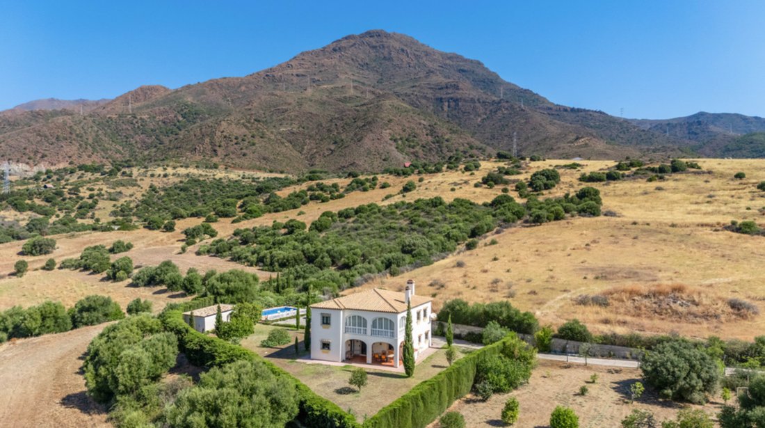 Villa in Estepona, Andalusia, Spain 5 - 18616055
