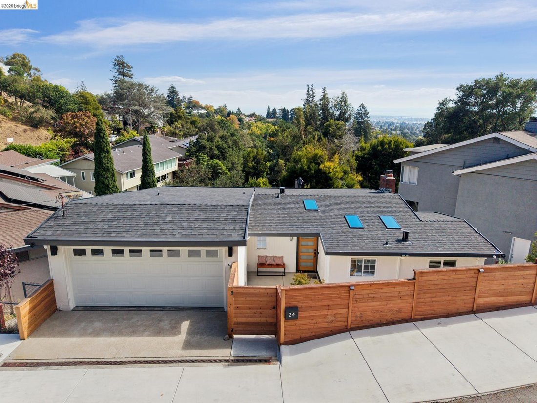House in Oakland, California, United States 1 - 18623745