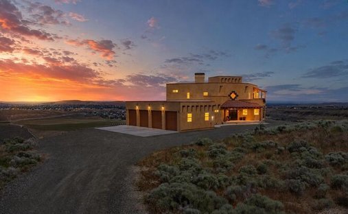 House in Kennewick, Washington, United States 1