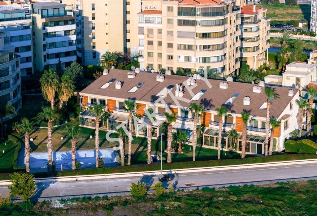 Villa in İzmir, İzmir, Turkey 1 - 18618973