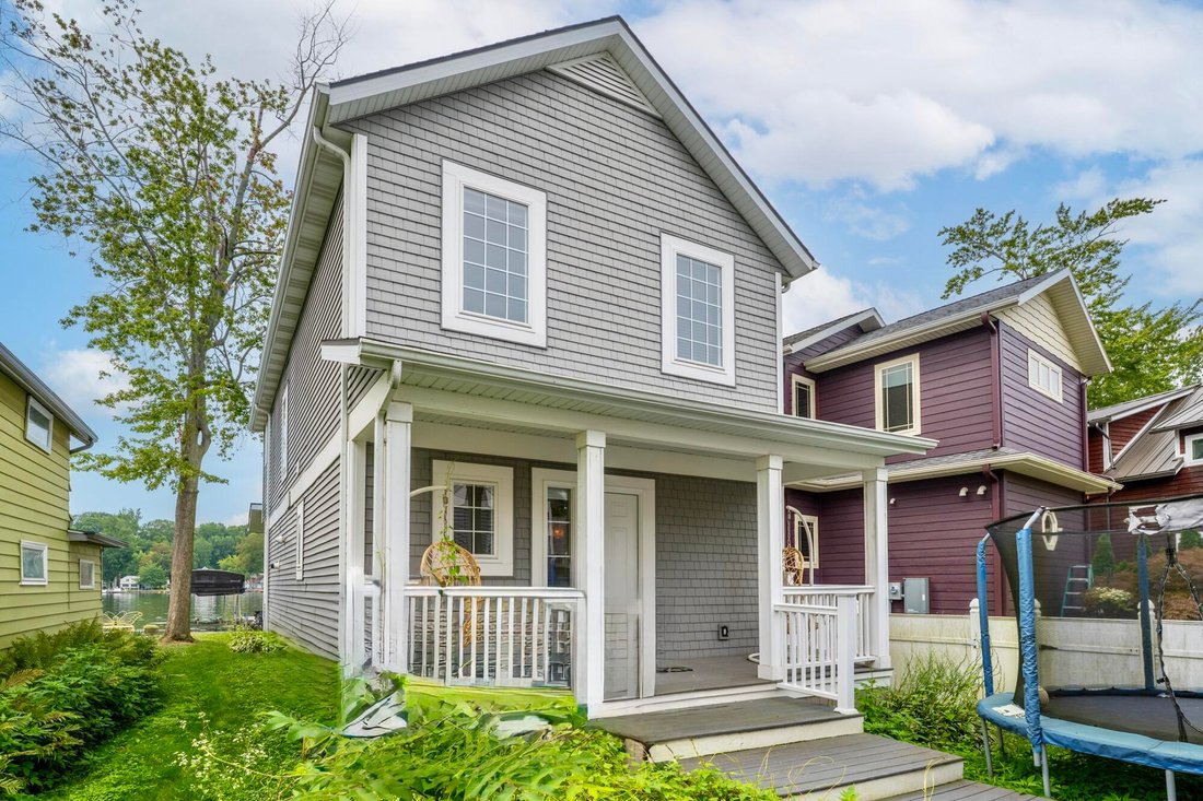House in Watervliet, Michigan, United States 1 - 18616300