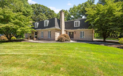 House in Cheshire, Connecticut, United States 1