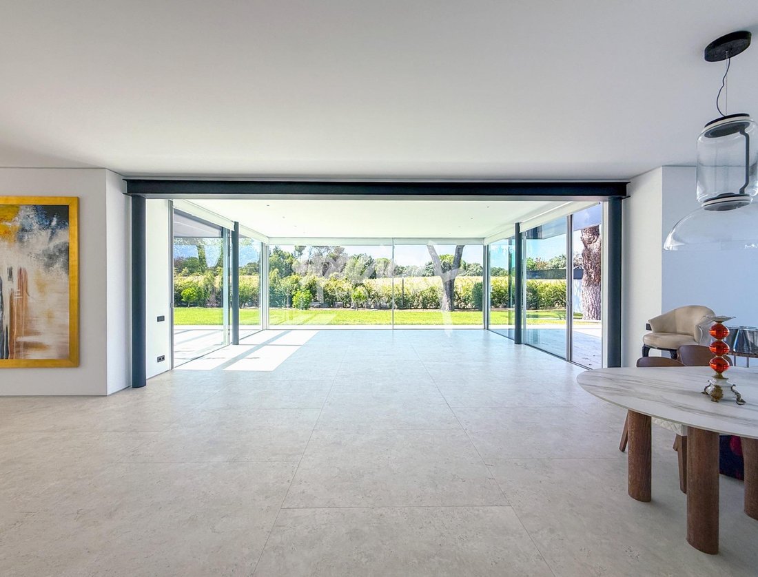 Chalet in Pozuelo de Alarcon, Comunidad de Madrid, Spain 1 - 18567239