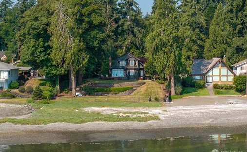 House in Silverdale, Washington, United States 1