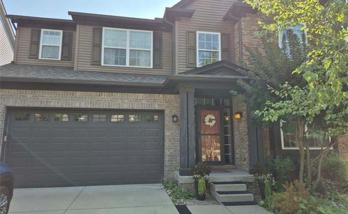 House in Orion charter Township, Michigan, United States 1