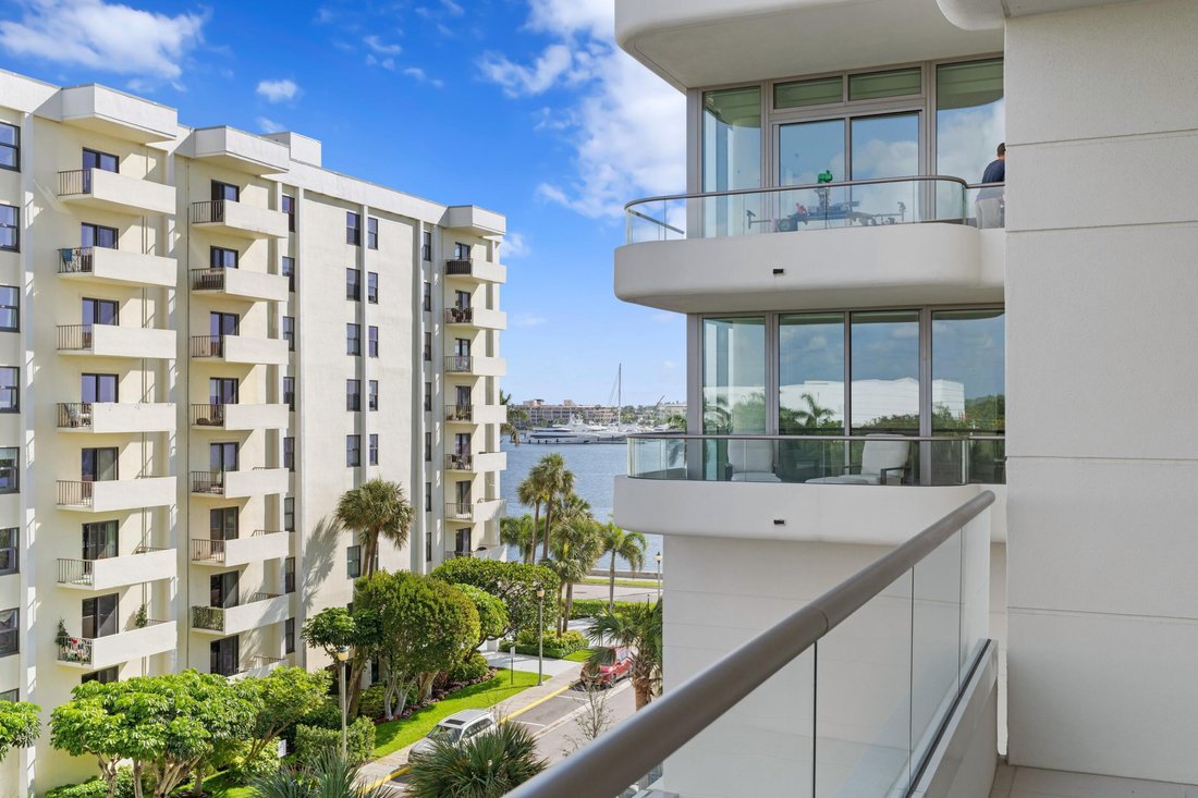 Condo in West Palm Beach, Florida, United States 2 - 18618476