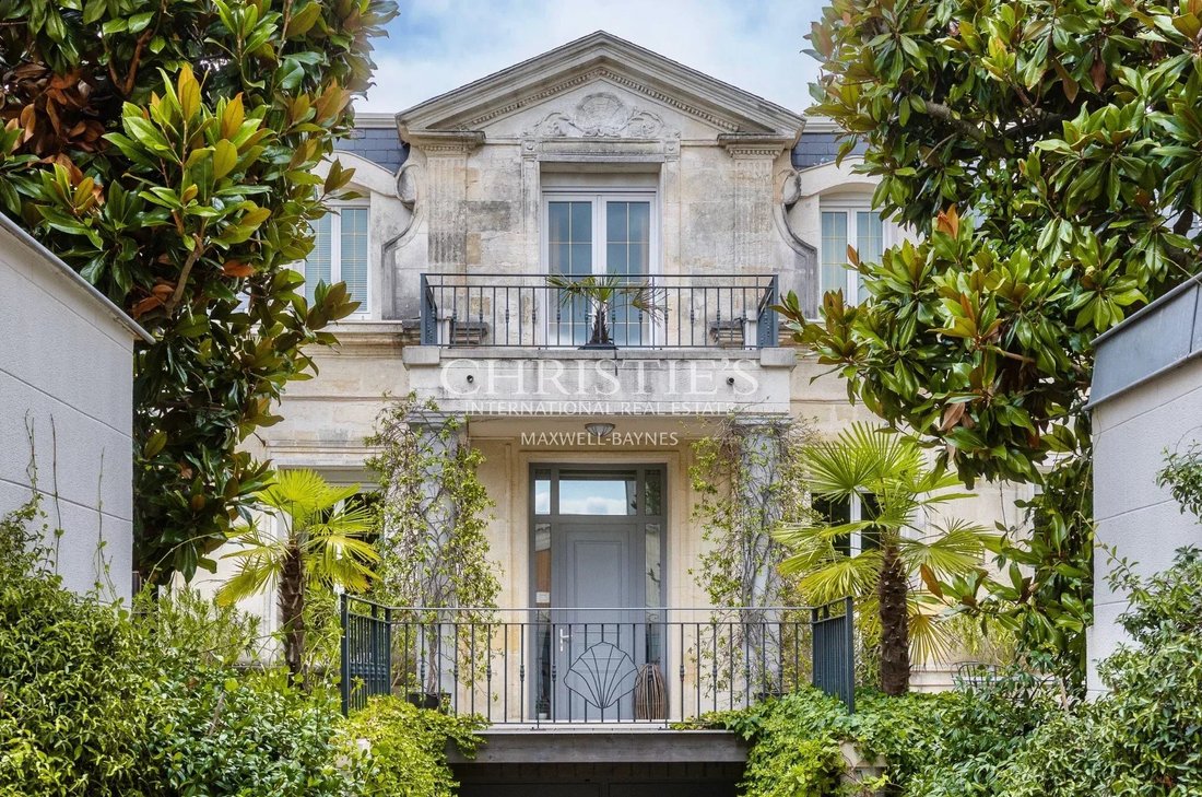 House in Hôtel de Ville-Quinconce-Saint Seurin-Fondaudège, Bordeaux, France 1 - 18617669
