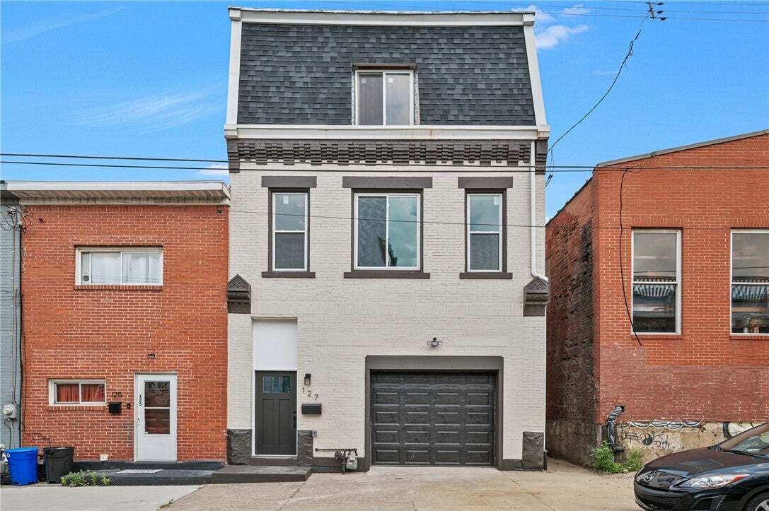 House in Pittsburgh, Pennsylvania, United States 1 - 18617051