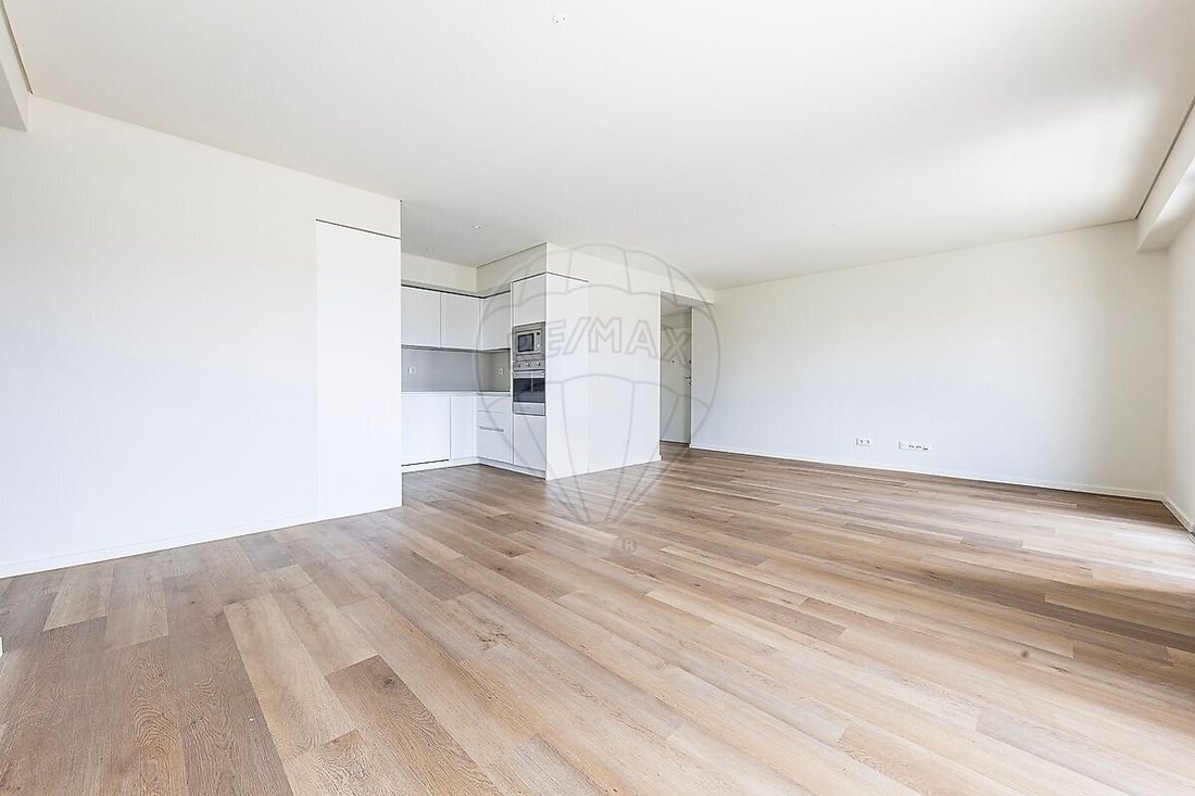 Apartment in Lumiar, Lisbon, Portugal 2 - 18616009