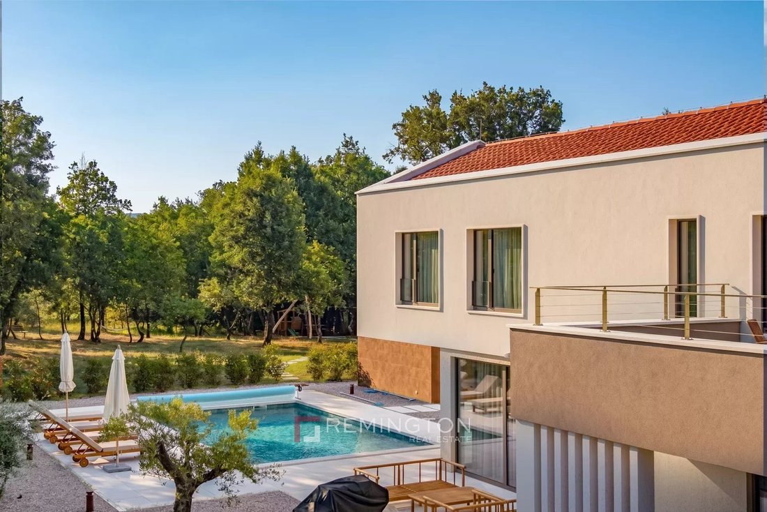 Villa in Labin, Istria County, Croatia 1 - 16552686