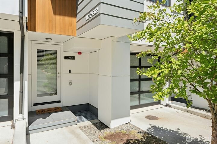 Condo in Bellevue, Washington, United States 3 - 18620052
