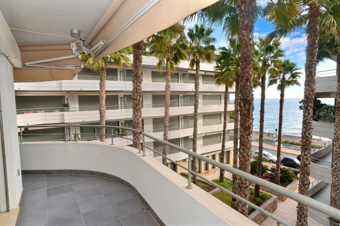 Apartment in Menton, Provence-Alpes-Côte d'Azur, France 1 - 16702437