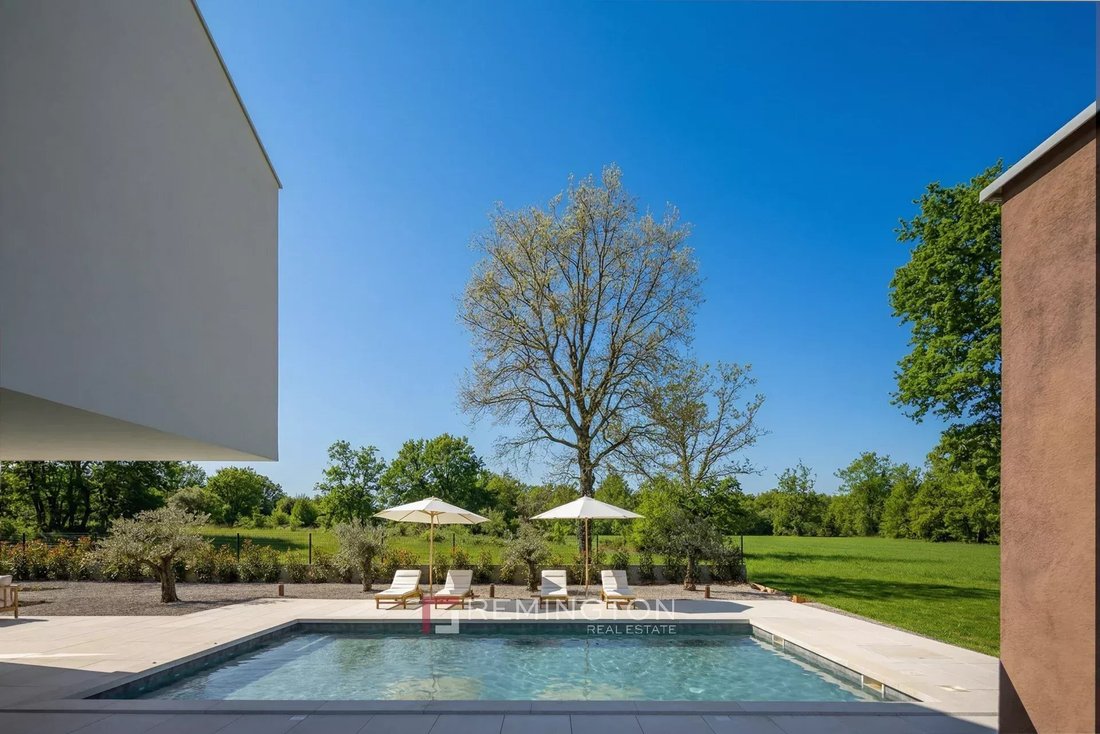 Villa in Labin, Istria County, Croatia 2 - 16552686