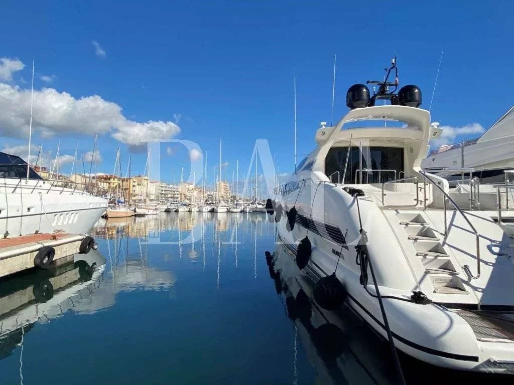 Land in Cannes, Provence-Alpes-Côte d'Azur, France 4 - 15622507