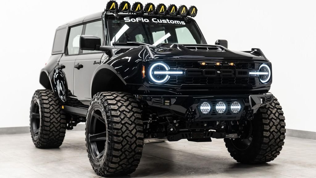 Ford Bronco 4X4 in Fort Lauderdale, FL, United States 3 - 18620557