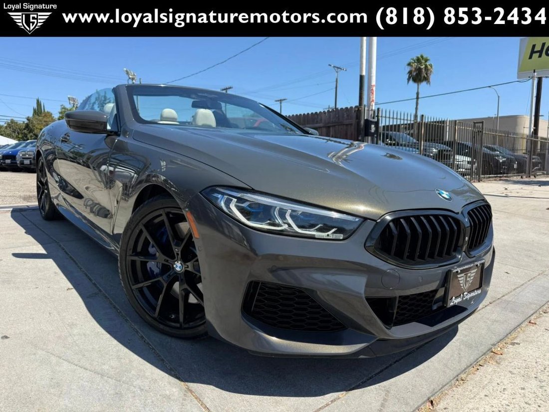Cabriolet in Van Nuys, CA, United States 1 - 18621650