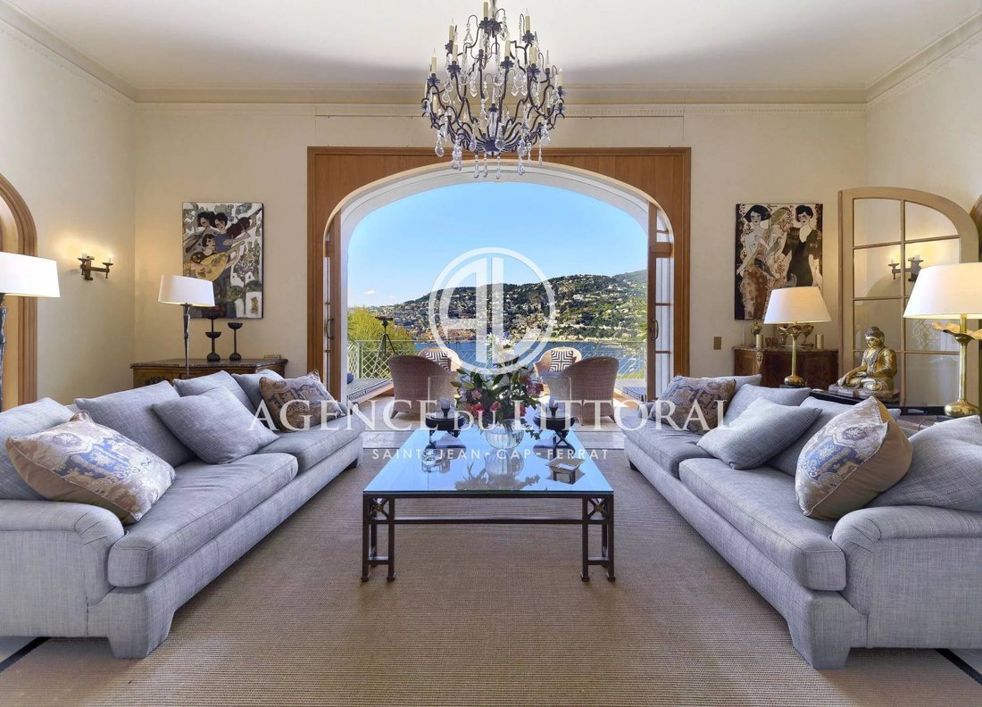 Estate in Saint-Jean-Cap-Ferrat, Provence-Alpes-Côte d'Azur, France 4 - 15741278