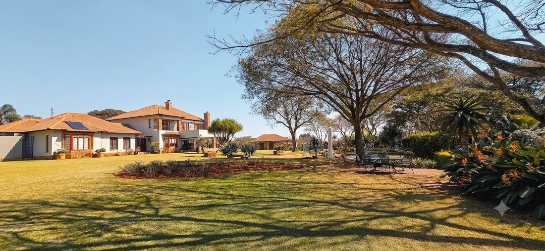 House in Equestria, Gauteng, South Africa 2 - 18620241