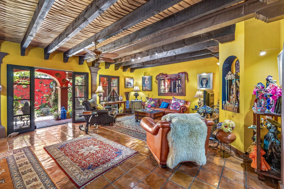 House in San Miguel de Allende, Guanajuato, Mexico 3 - 18620100