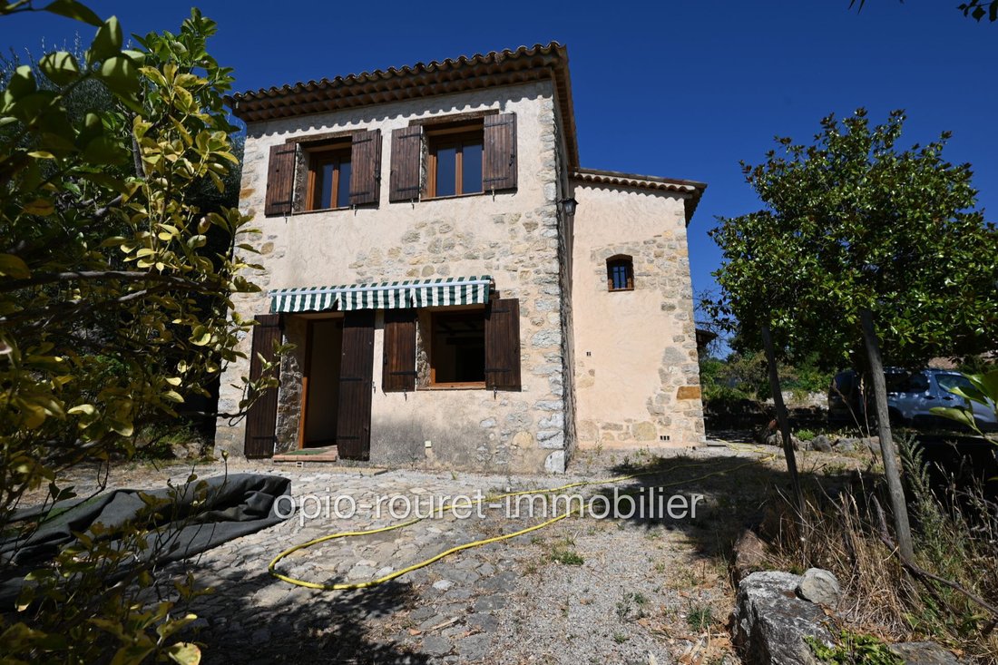 Villa in Le Rouret, Provence-Alpes-Côte d'Azur, France 2 - 18620574