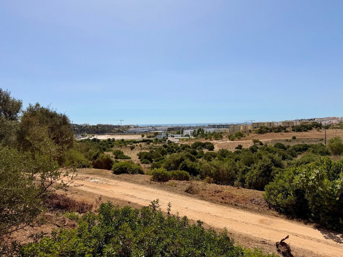 Land in Praia De Porto Mós, Sao Goncalo de Lagos, Algarve 1 - 18615988